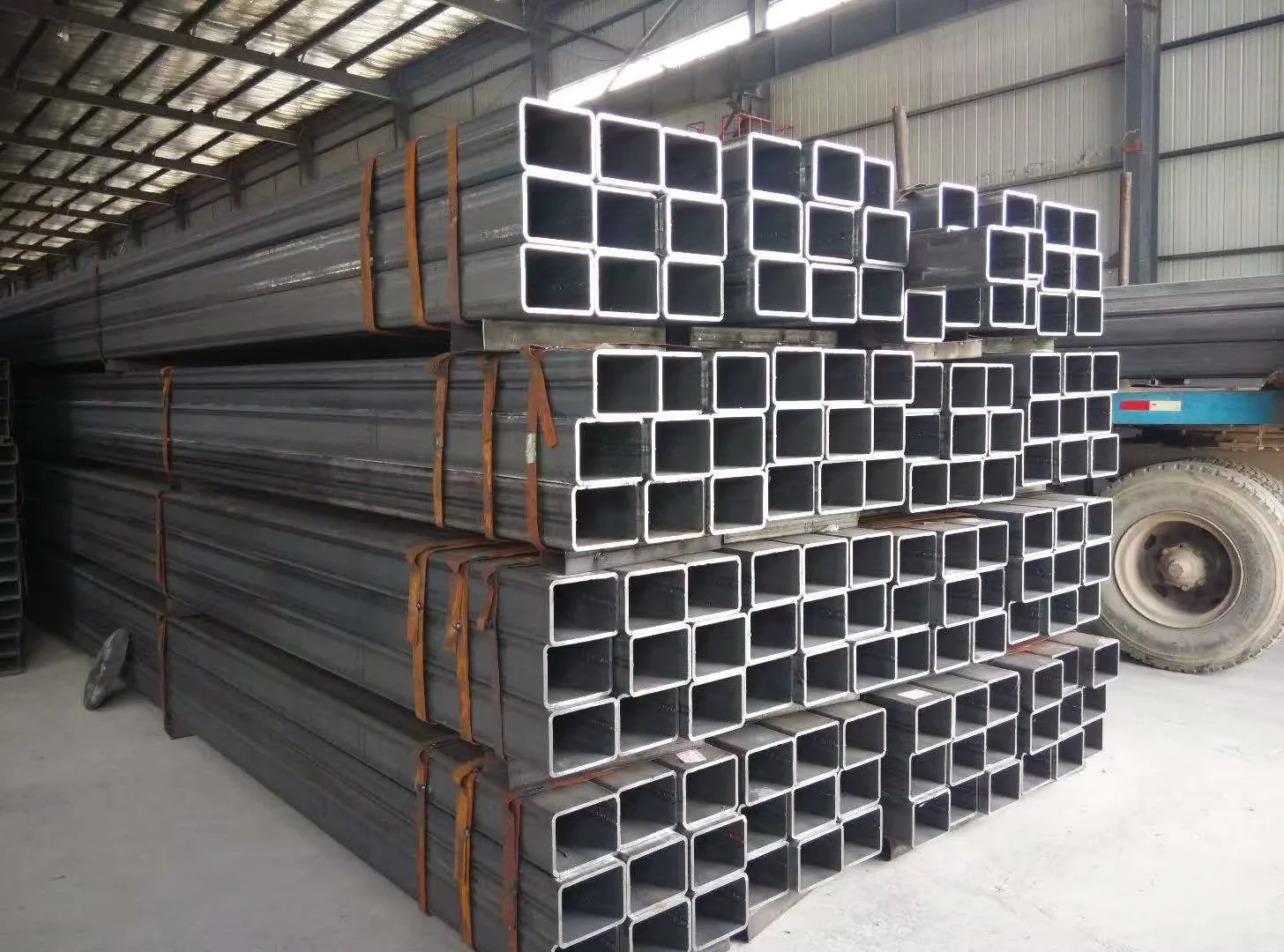 304 316L Stainless Steel Square Rectangular Tube Custom Sizes Supplier