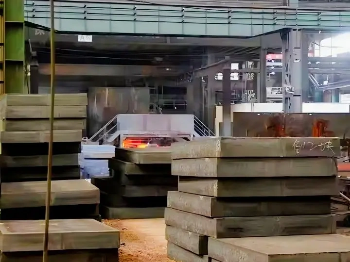 Overseas client inspecting heavy steel plate before loading at the XJY Plate yard