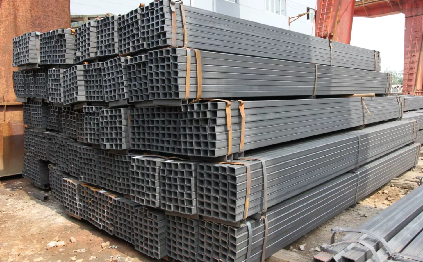 Q235 Galvanized Square Steel Tube 20×20-150x150mm Supplier