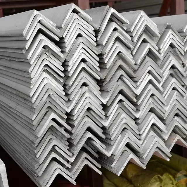 Q235 Q345 Angle Bar Hot Rolled Equal Unequal 3-24mm Supplier