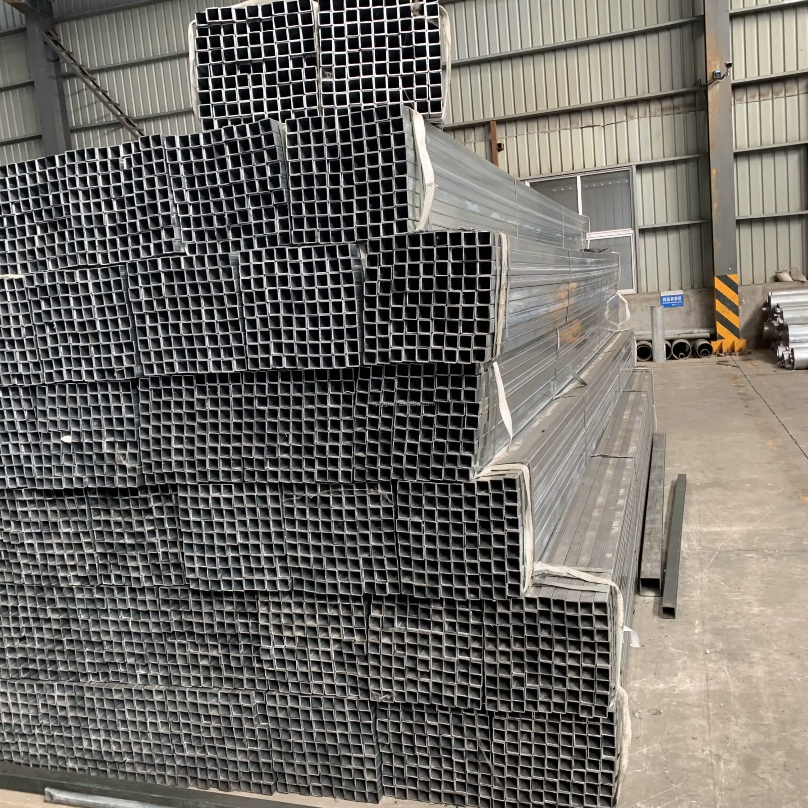 Q235 Q345 Galvanized Square Rectangular Steel Tube Supplier