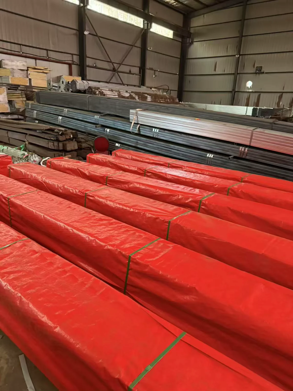 Q235 Q355 ERW Square Rectangular Steel Tube 20-200mm Supplier