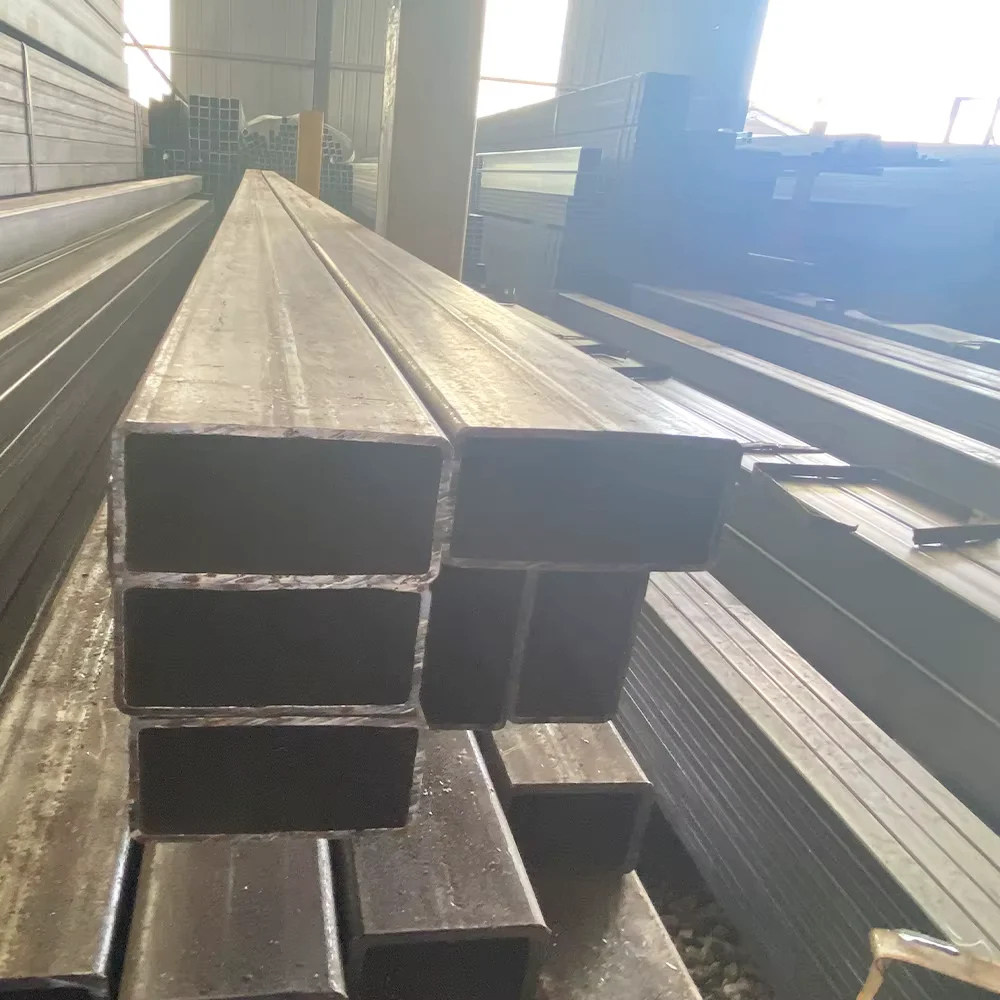 Q235 Q355 Rectangular Hollow Steel Tube 20-500mm EN10219 ASTM A500 Supplier