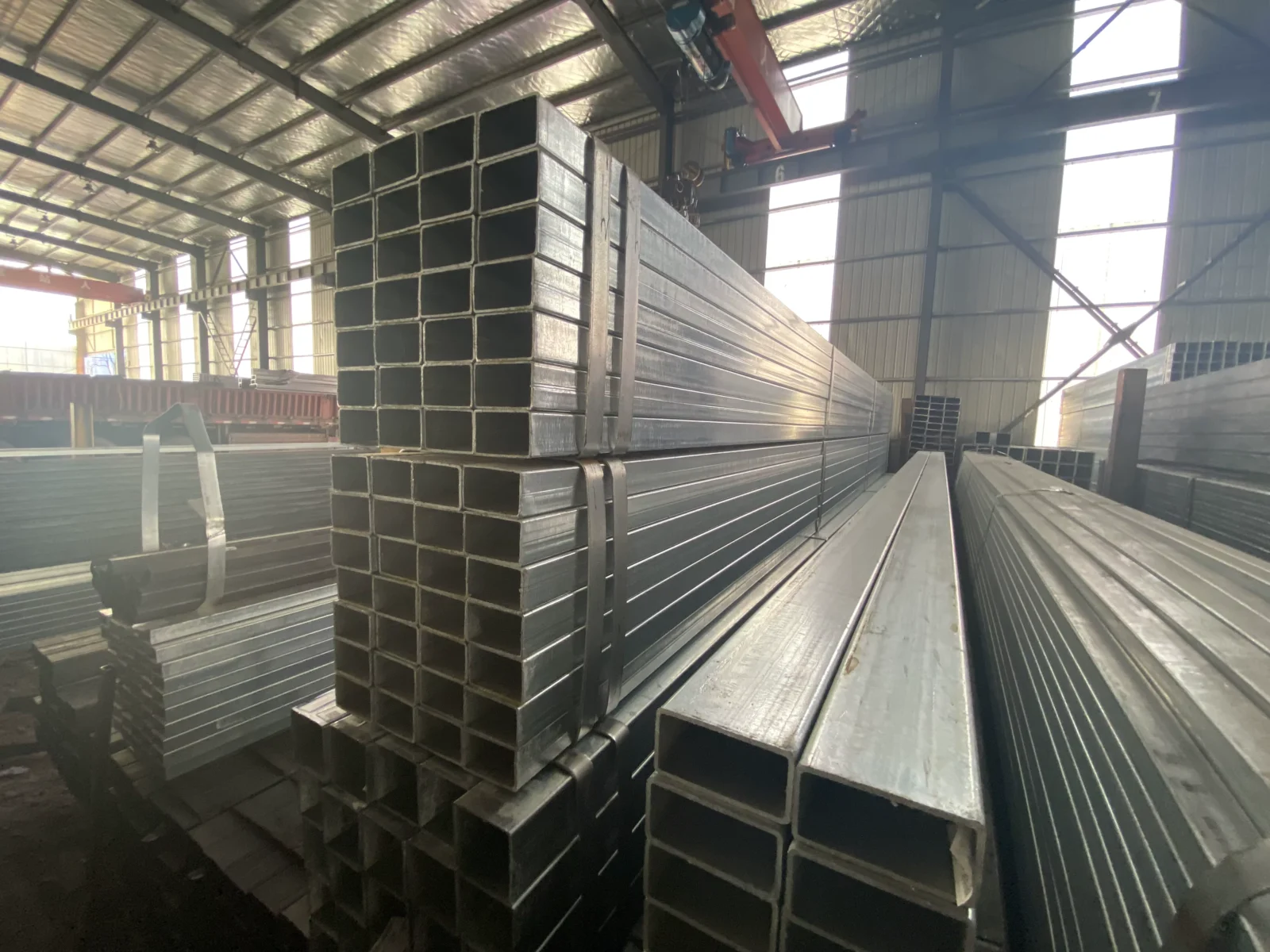 Q235 Q355 Rectangular Hollow Steel Tube 20-500mm EN10219 ASTM A500 Supplier