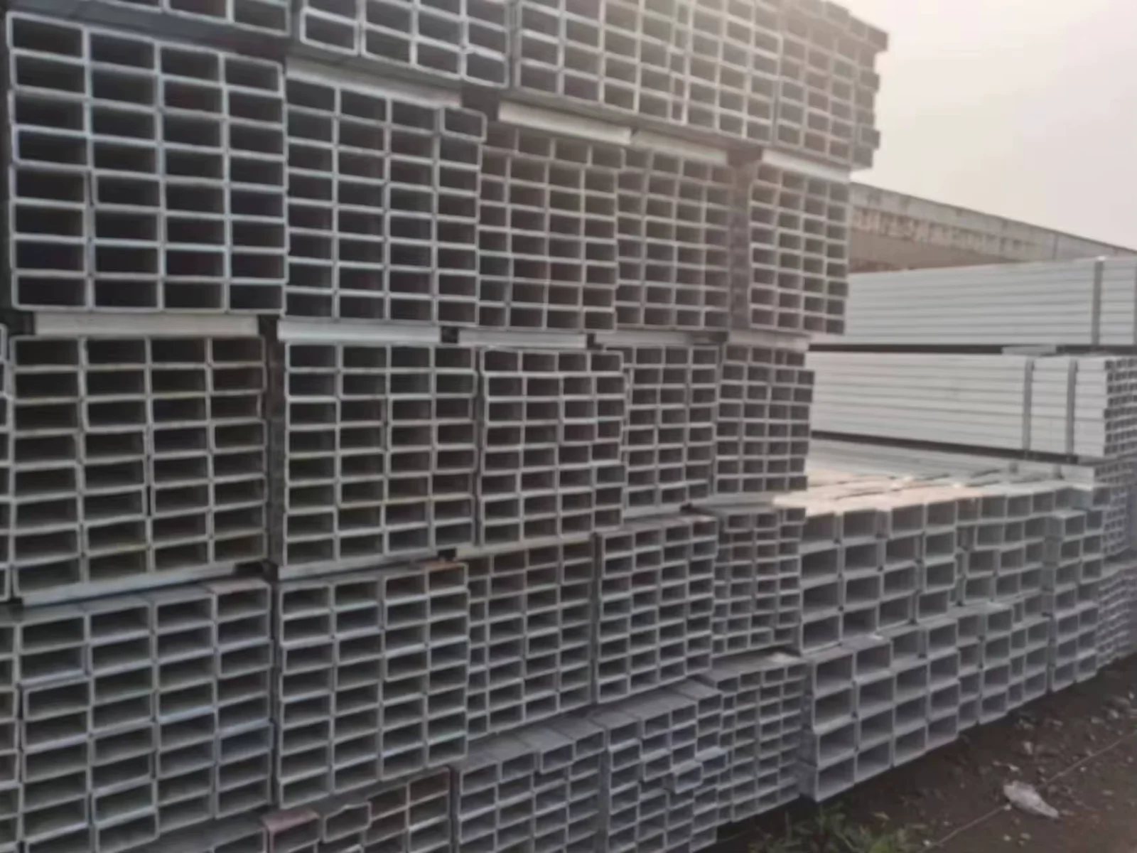 Q235B Q345B Galvanized Square Rectangular Steel Tube ASTM Custom Cutting Supplier