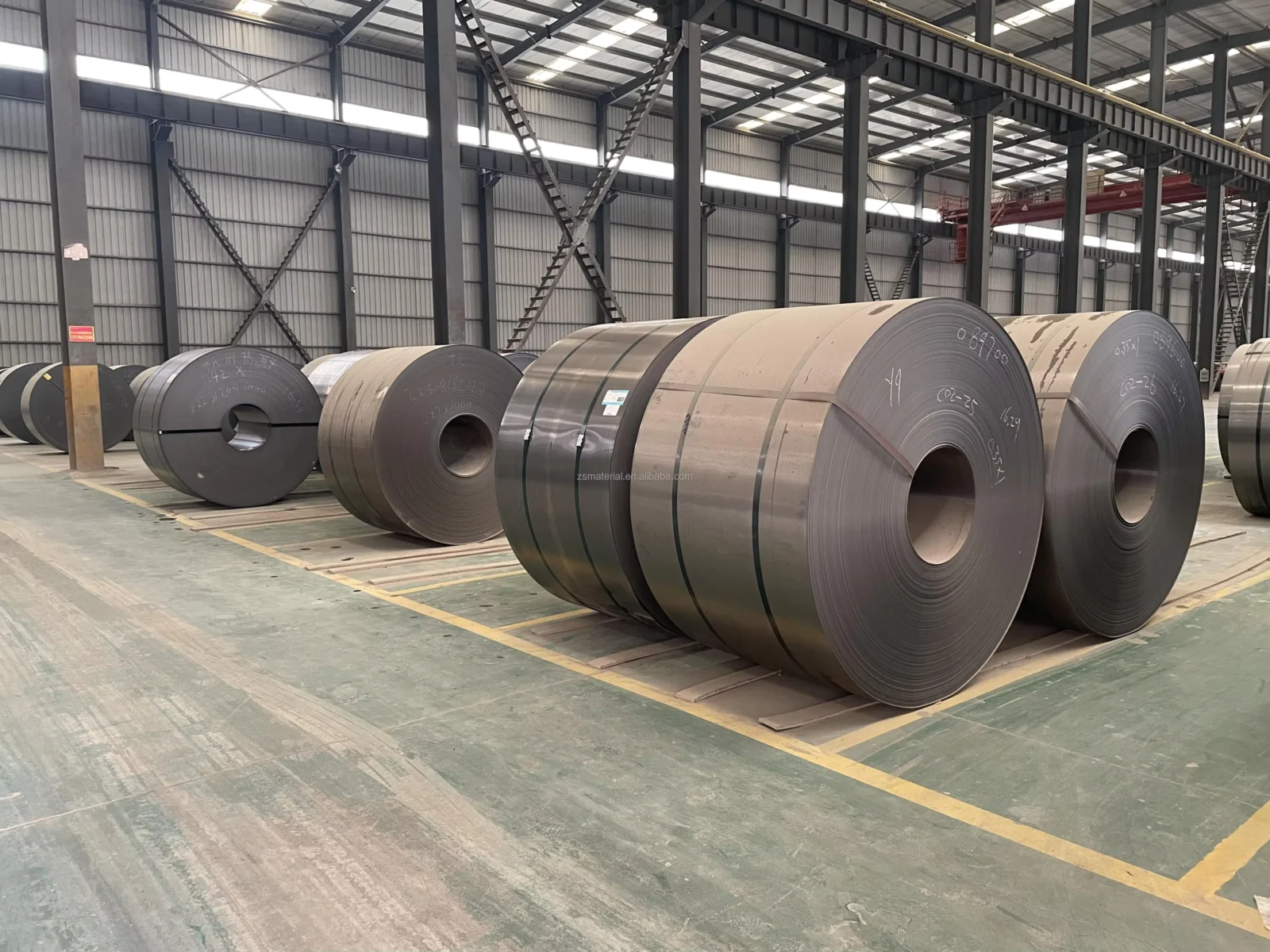 S235JR S355JR Q235B SS400 A36 Hot Rolled Carbon Steel Coil Supplier